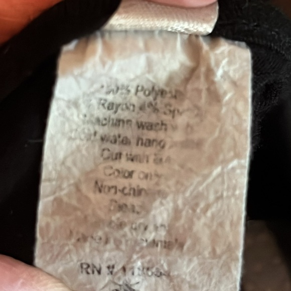 FASHION Allover Print Sexy High Low Cutout Shredded Back Long Sleeve Tee Size M - Picture 6 of 6